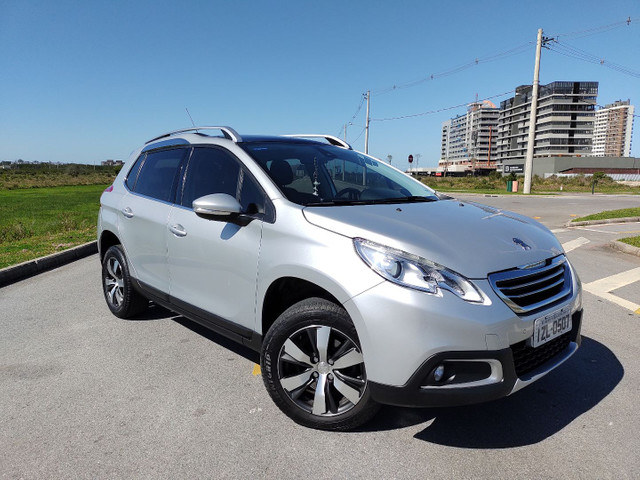 Peugeot 2008 Griffe- 40 mil km- única dona- c/ teto panorâmico