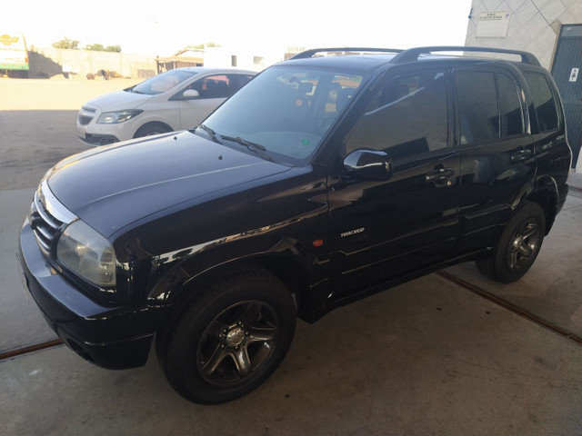 Tracker 4x4