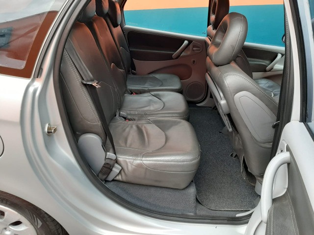 Vendo Picasso Xsara 2006 câmbio manual! - Foto 9