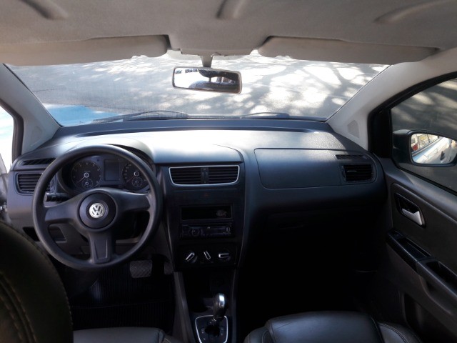 VW Fox 1.6 GII - Imotion - 2011 - Foto 13