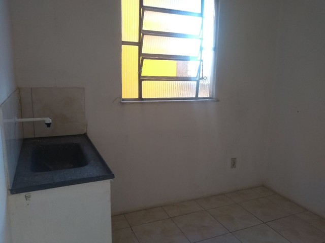 Casa Sala, Quarto, Cozinha e WC - Alugo - Vila Manilha - Foto 4