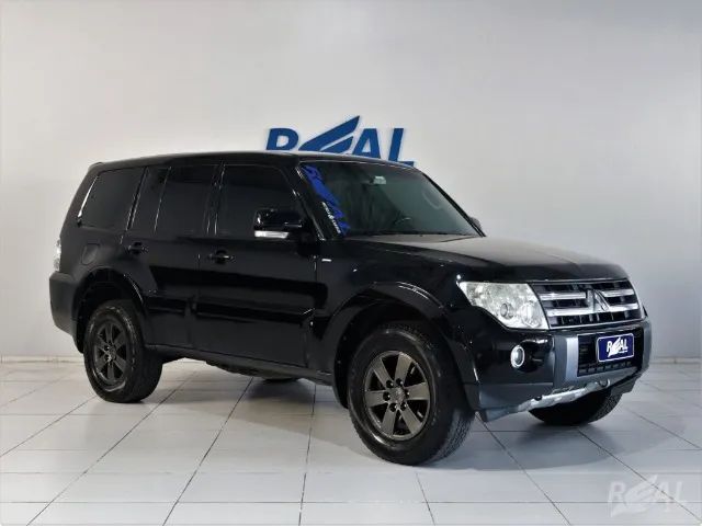 Mitsubish Pajero HPE Full 3.2 Automático 4X4 Turbo Diesel Financiamos - Foto 2