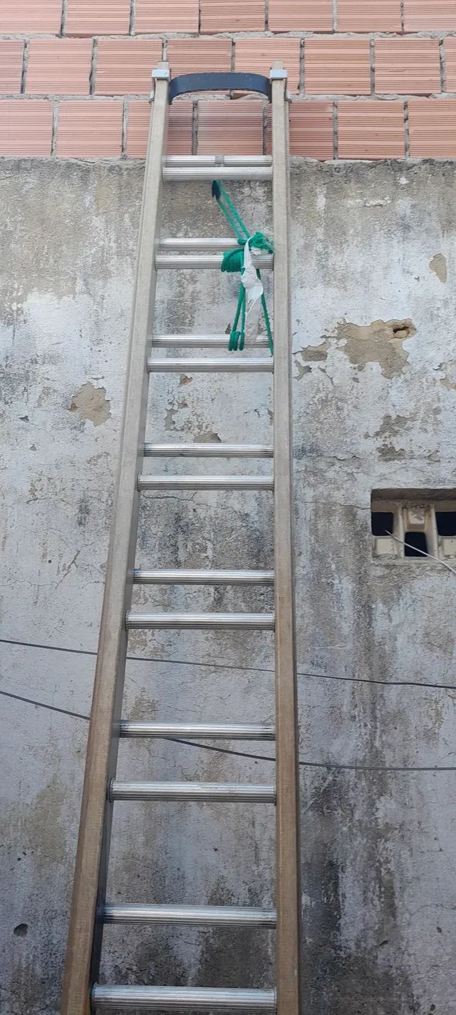 Escada de dois lances 3x3 - Materiais de construção e jardim - Raiz, Manaus  1256939164