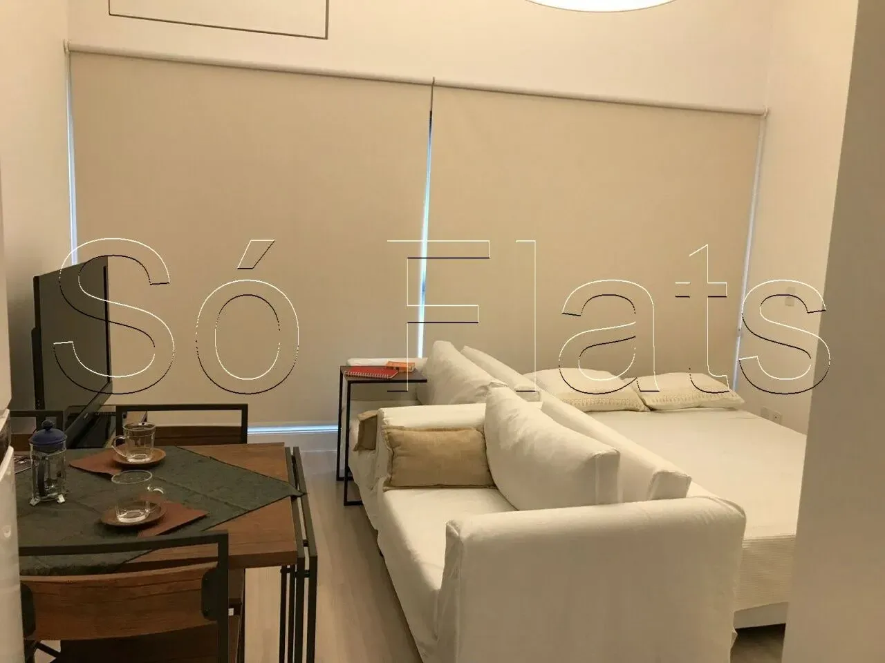 Studio disponível para locação com 28m² e 1 dorm, muito bem localizado ao lado da PUC e Av