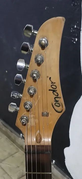 Guitarra Condor Rx 30 Stratford na Musical Brother - Foto 2