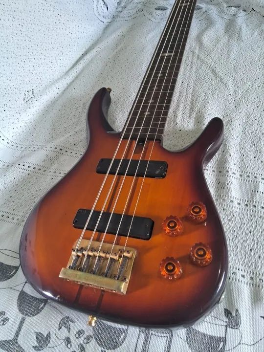 Baixo Tagimão 5 cordas Fretless Lindo!!!!!!!!