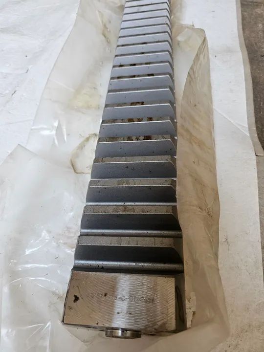 Forwarder John deere cremalheira giro nova original F044503 - Foto 4