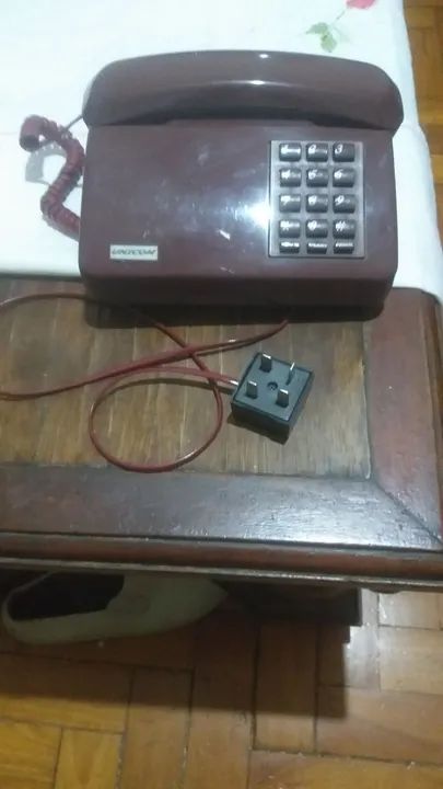 Telefone antigo de teclas  - Foto 2