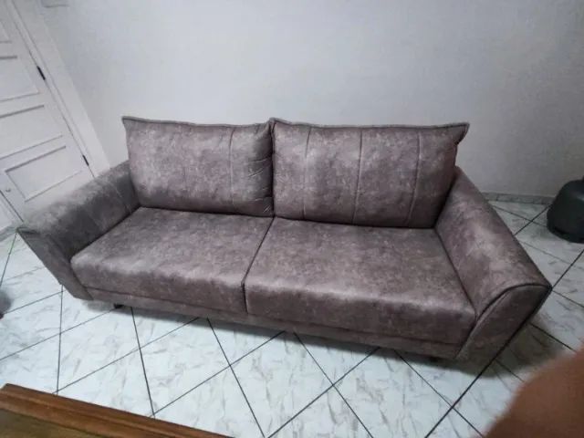 Sofá três lugares Modelo Liv art 