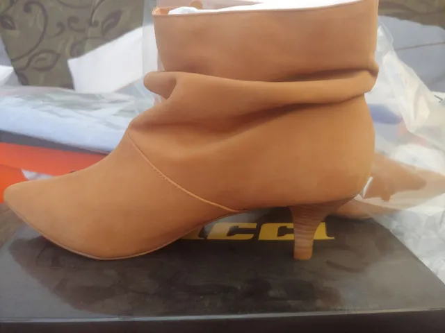 Bota colcci