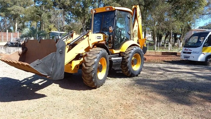 RETROESCAVADEIRA JCB 4CX TURBO ANO 2012 - Foto 5