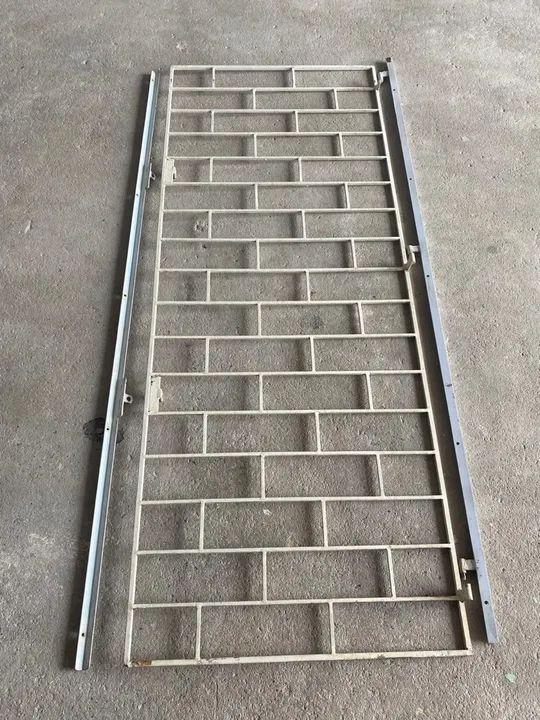 Grade de proteção para porta  - Foto 2