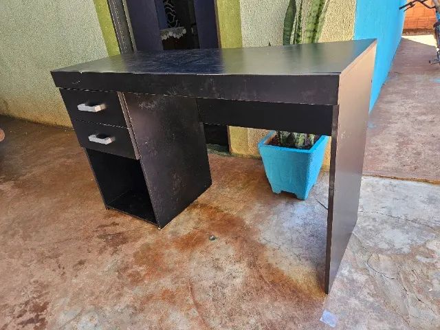 Mesa de escritório com gaveta - Foto 2