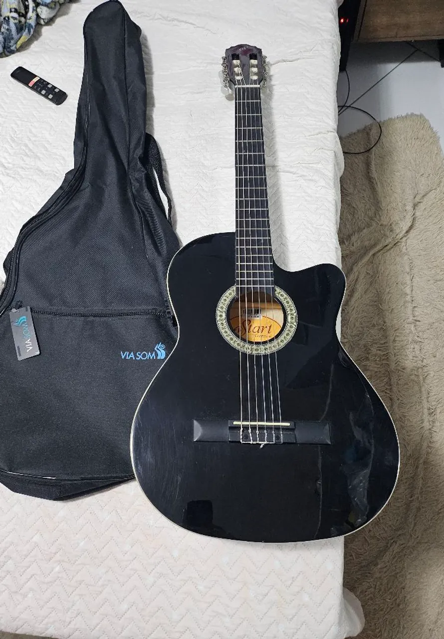 Violão Elétrico Acústico Preto Nylon Giannini + Capa (usado)