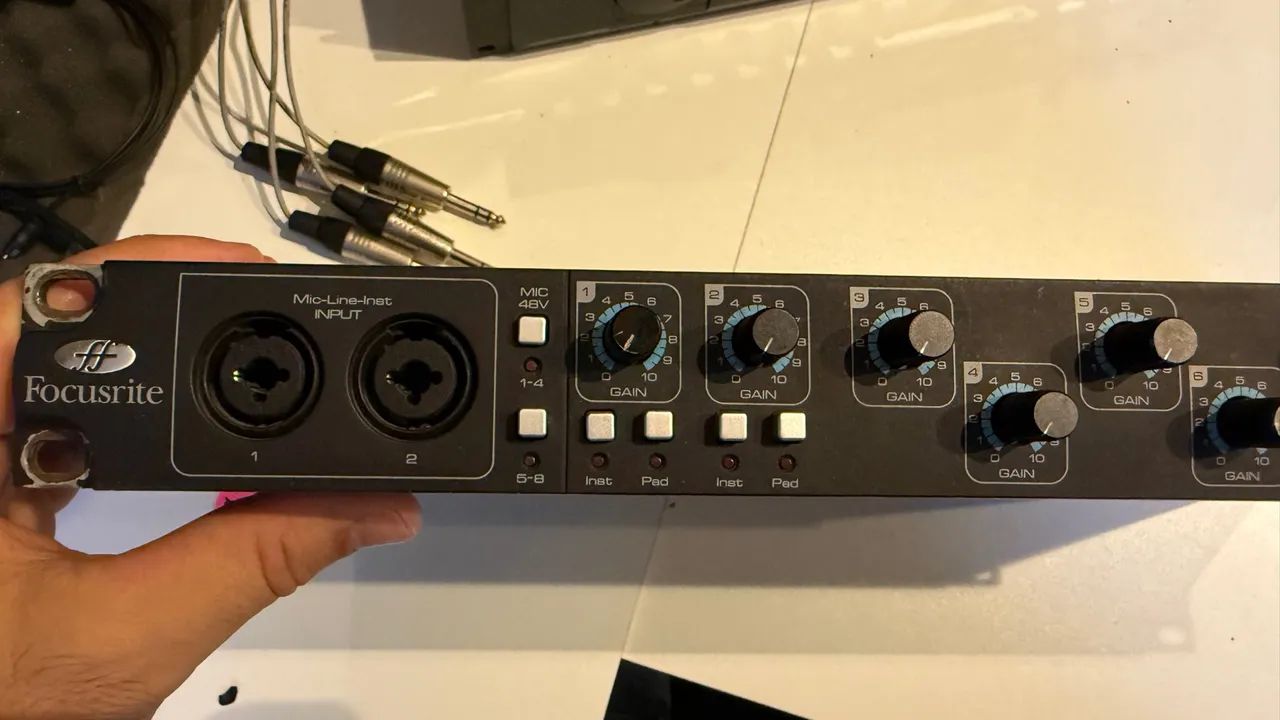 Placa de áudio Focusrite safire pro 40  - Foto 5