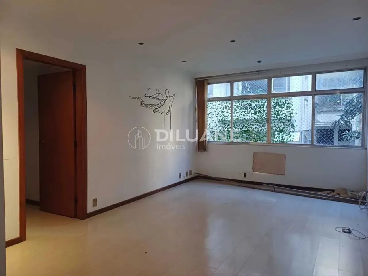 Apartamento - / Residencial / Urca