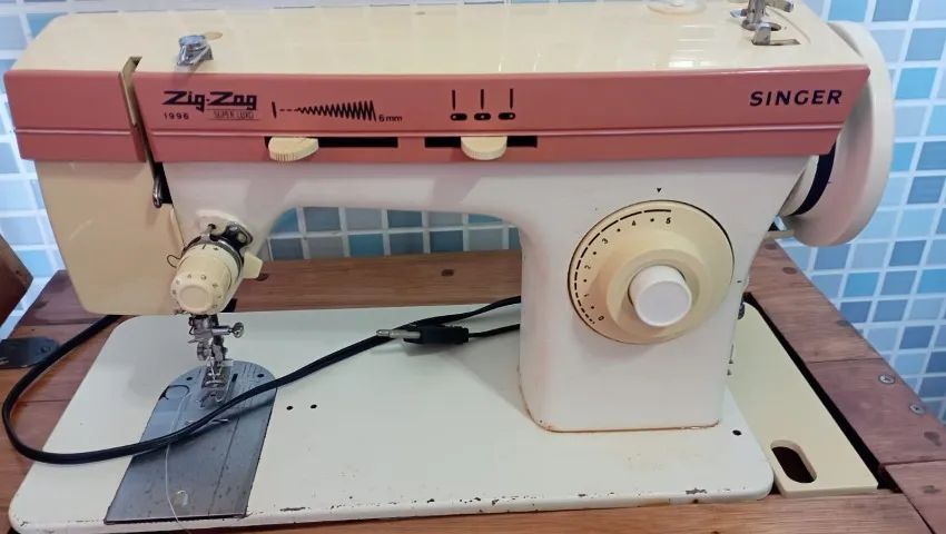 Máquina costura singer zig zag super luxo 1996
