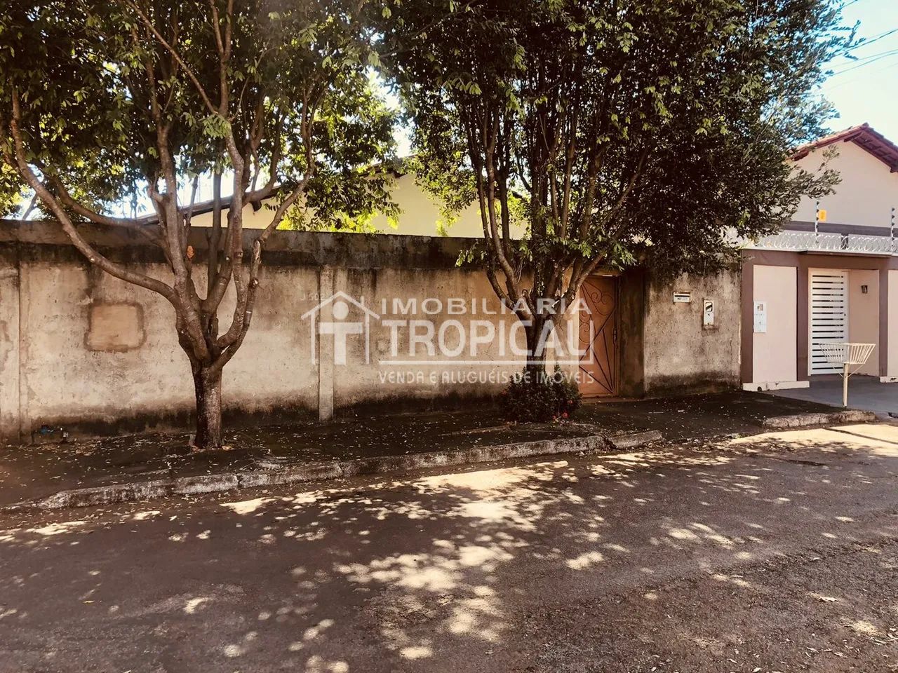 Vende-se casa bem localizada no setor Aeroporto em Porto Nacional-To. - Foto 3