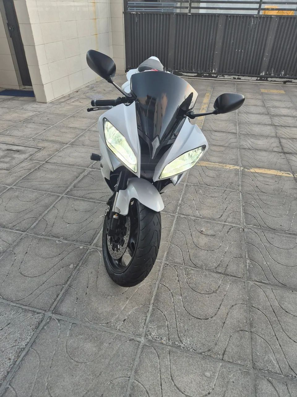 YAMAHA YZF - R6 - PARA VENDER LOGO - Foto 4