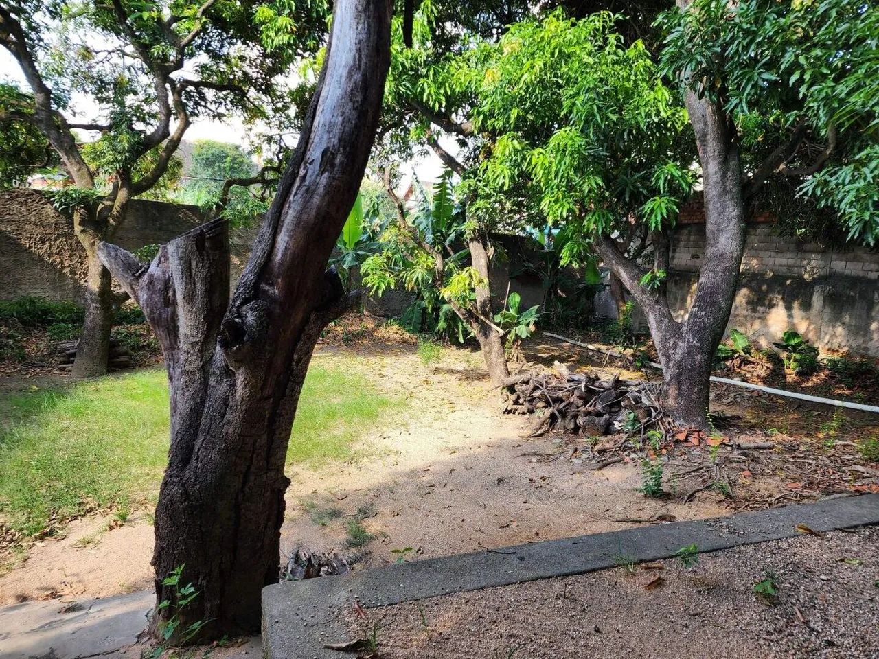Chácara de 1200 m² com excelente localização toda arborizada na Vila Barcelona em Sorocaba - Foto 12