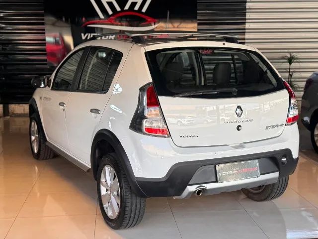 Sandero Stepway 1.6 2013 Automático - Foto 3