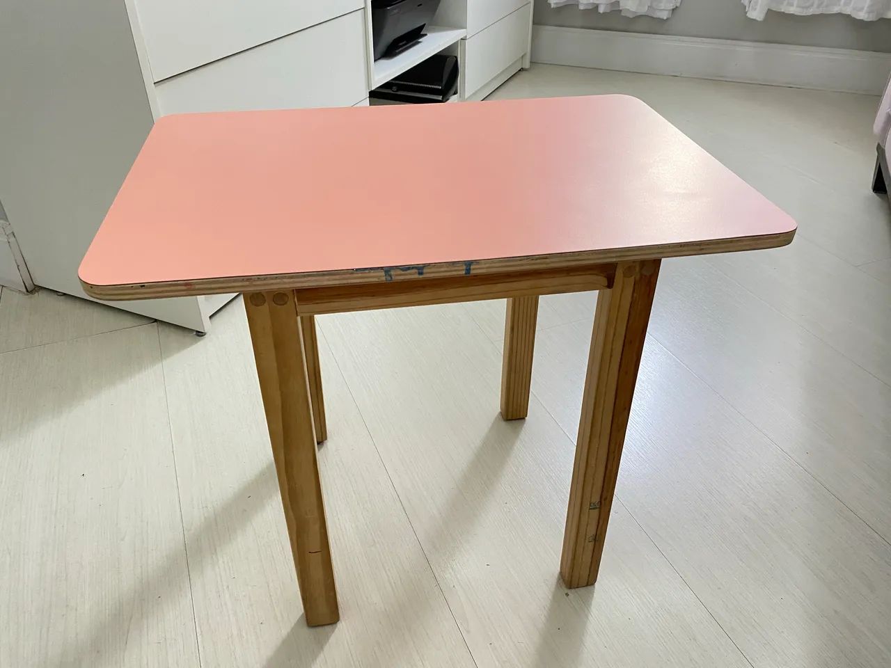 Mesa infantil com cadeira coelho  - Foto 5