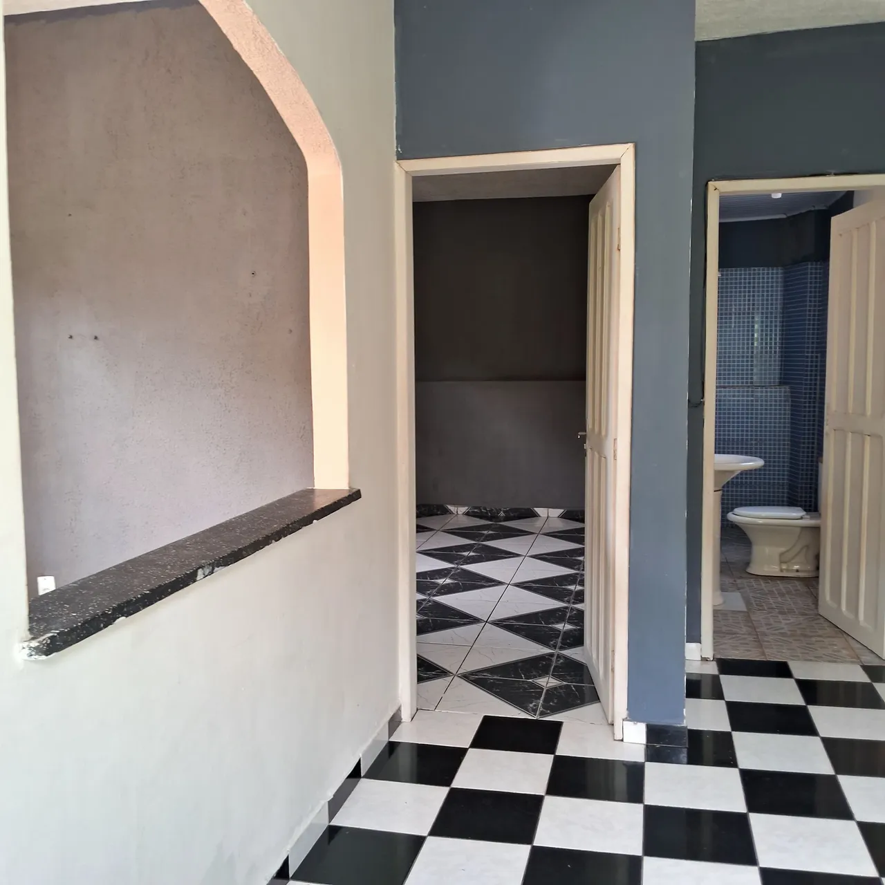 Apartamento com 4 compartimento.