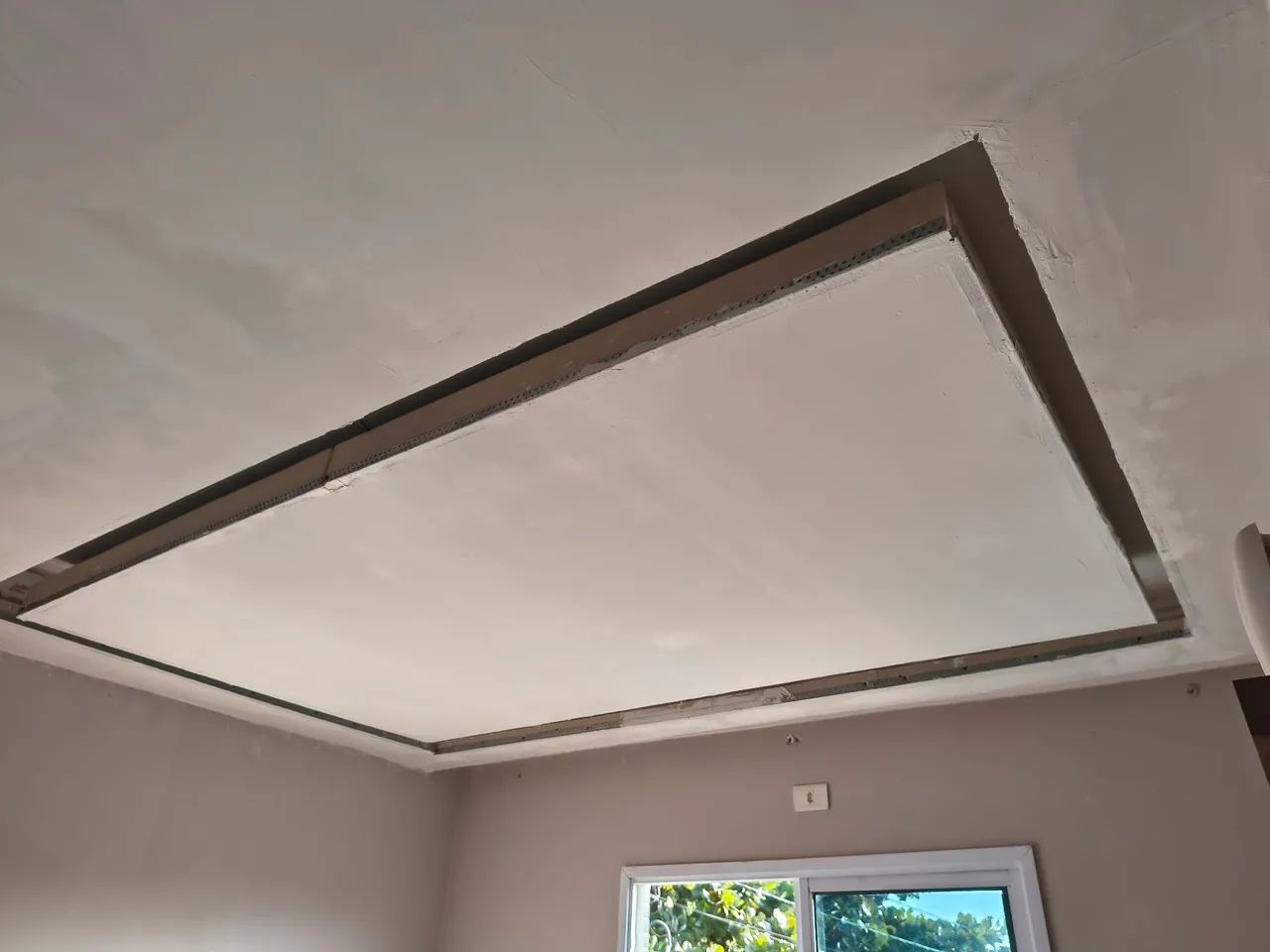 Drywall, Pintura e Muito Mais - Serviços Rápidos e Profissionais!