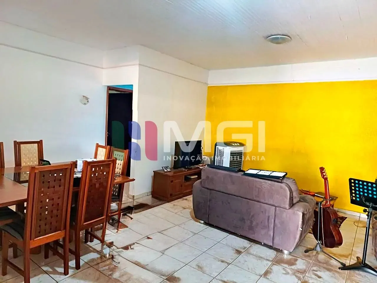 CASA À VENDA NA VILA ITATIAIA GOIÂNIA