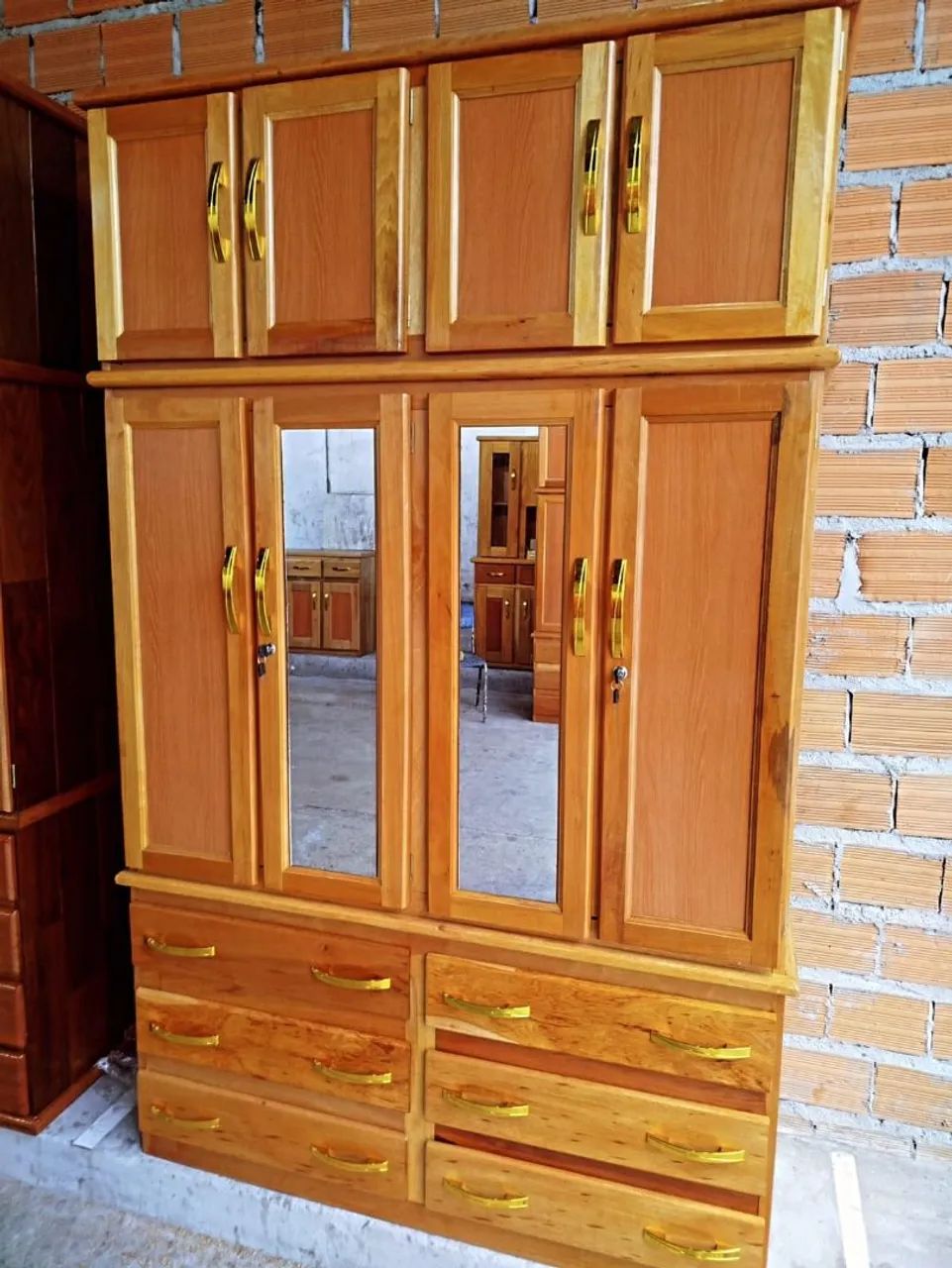 Guarda roupa de madeira promoção entrega grátis!
