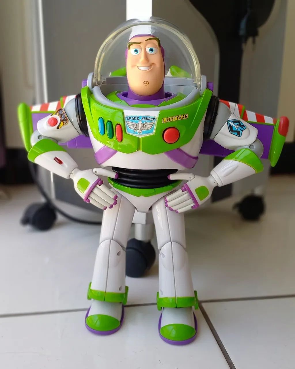 Boneco Buzz Lightyear Toy Story