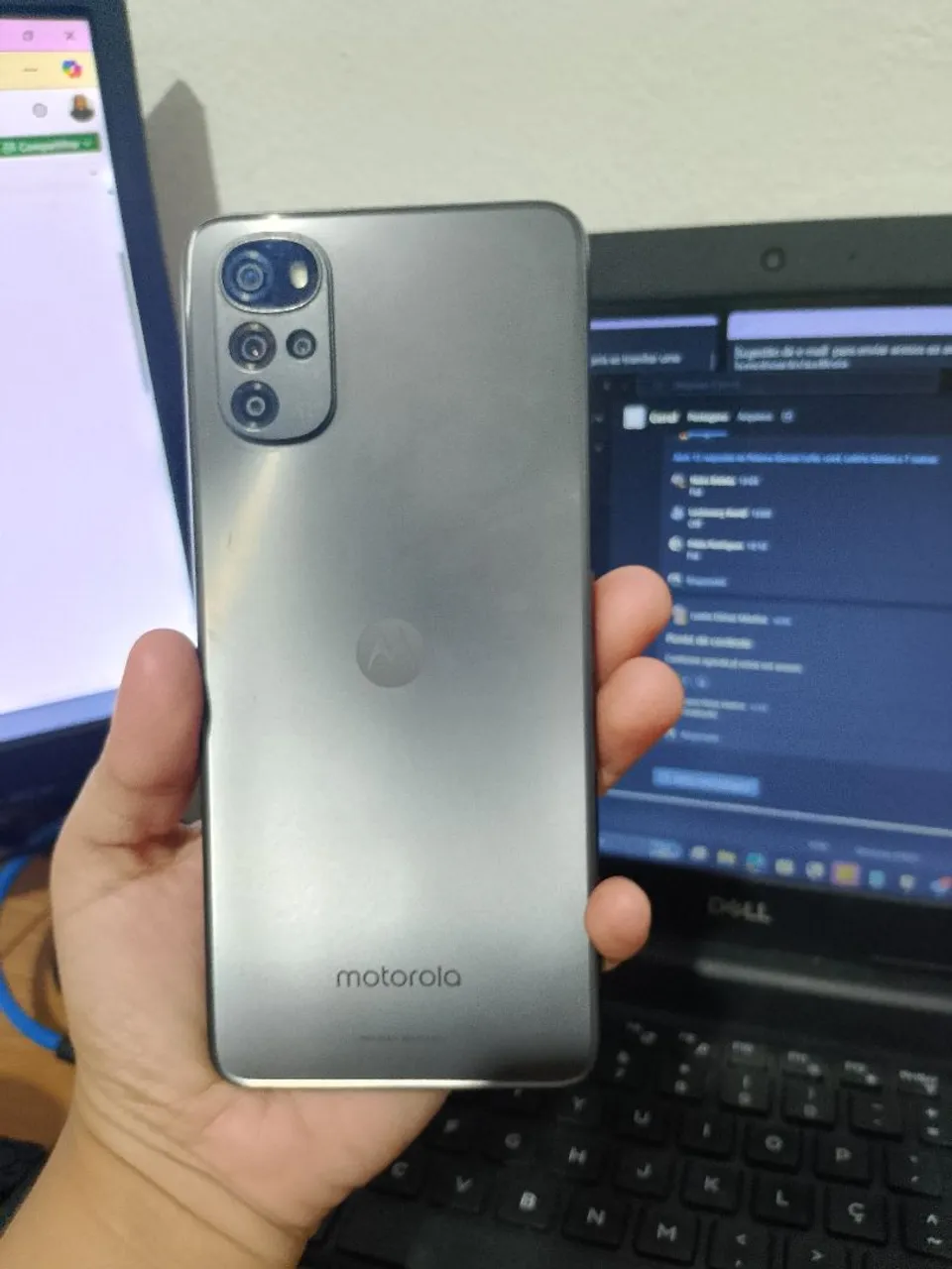 Celular moto g22
