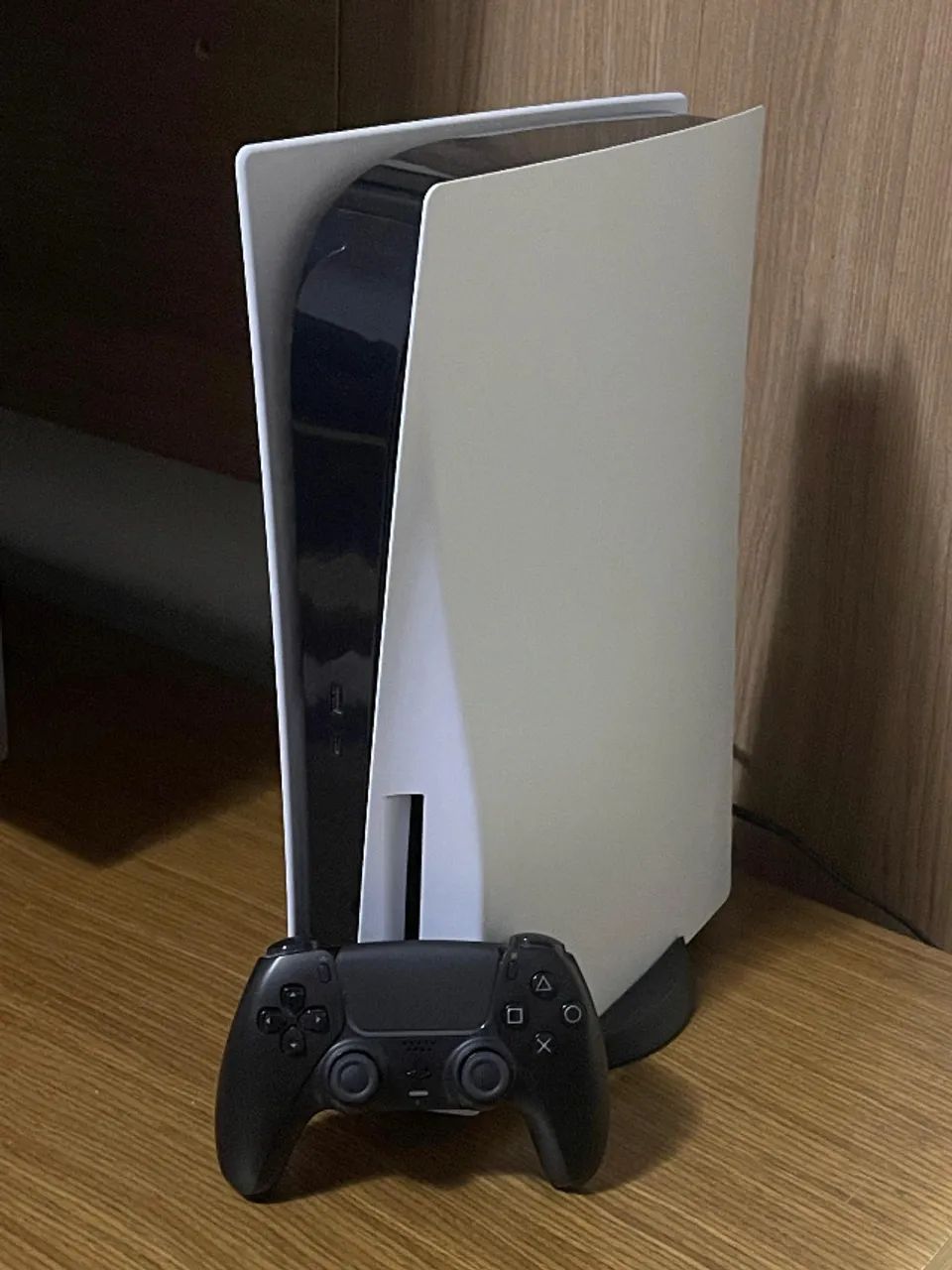 Ps5 controle Preto e 5 Jogos GoW Ragnarok, FF XVI, FF 7 Rebirth, Astrobot e Rise of Ronin - Foto 4