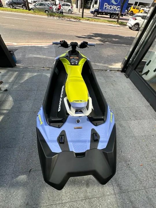 Jet Ski Seadoo Spark Trixx 3up com som de fábrica 2024 - Foto 7