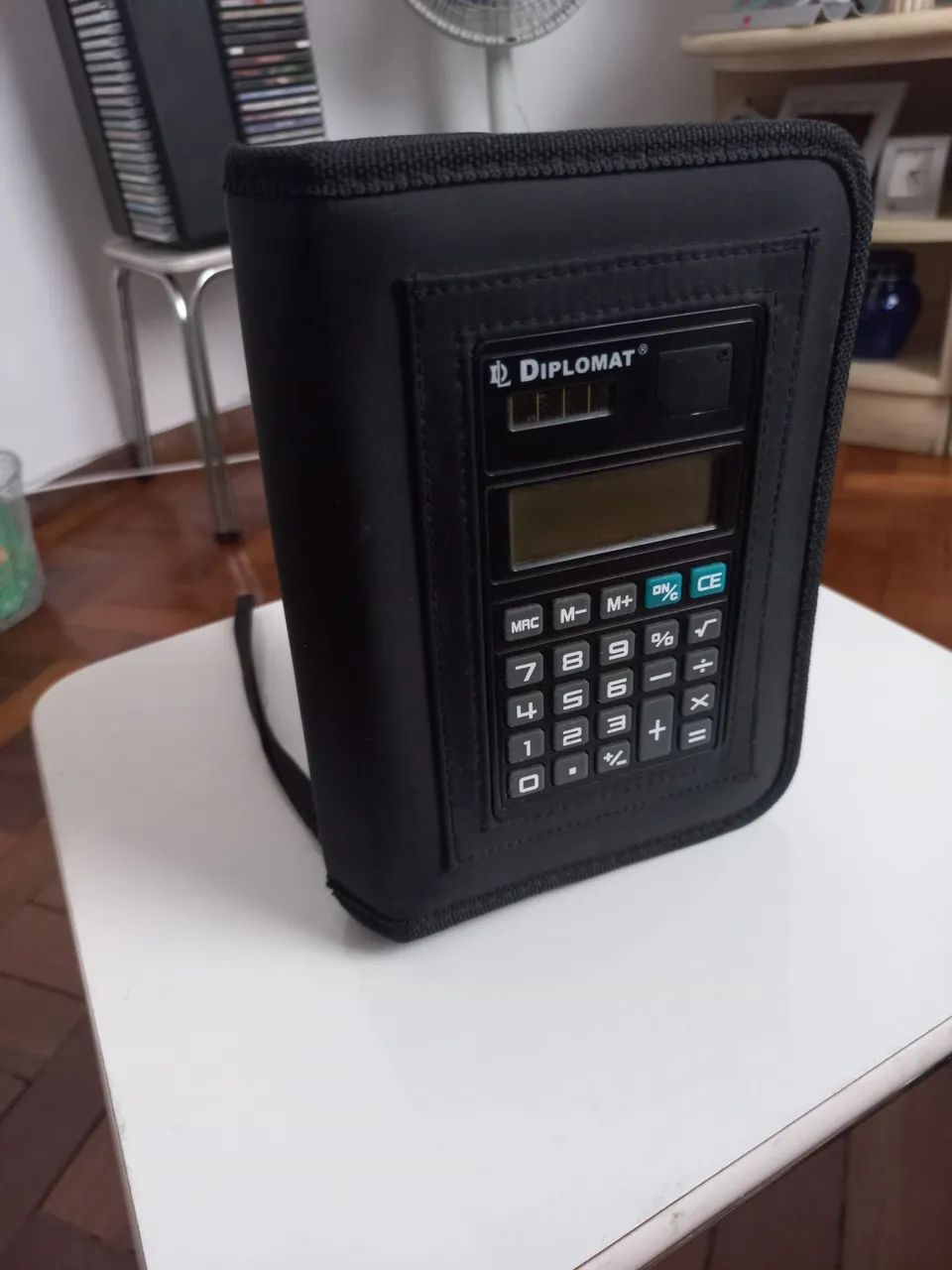 Calculadora Diplomat com pasta