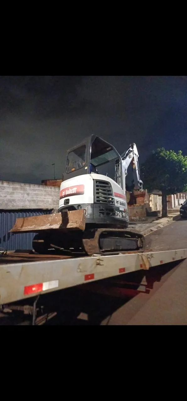 MINI ESCAVADEIRA BOBCAT E26 /2013 - Foto 2