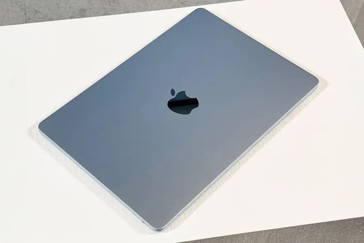 MacBook Air M2 16/512美品 MacBook Air M2 15