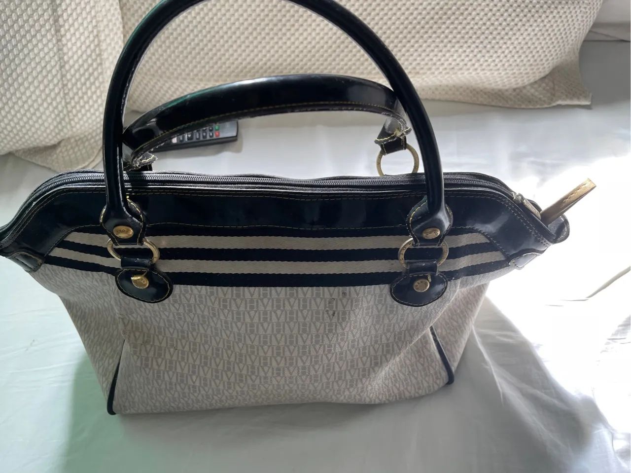 Bolsa Victor Hugo  - Foto 2