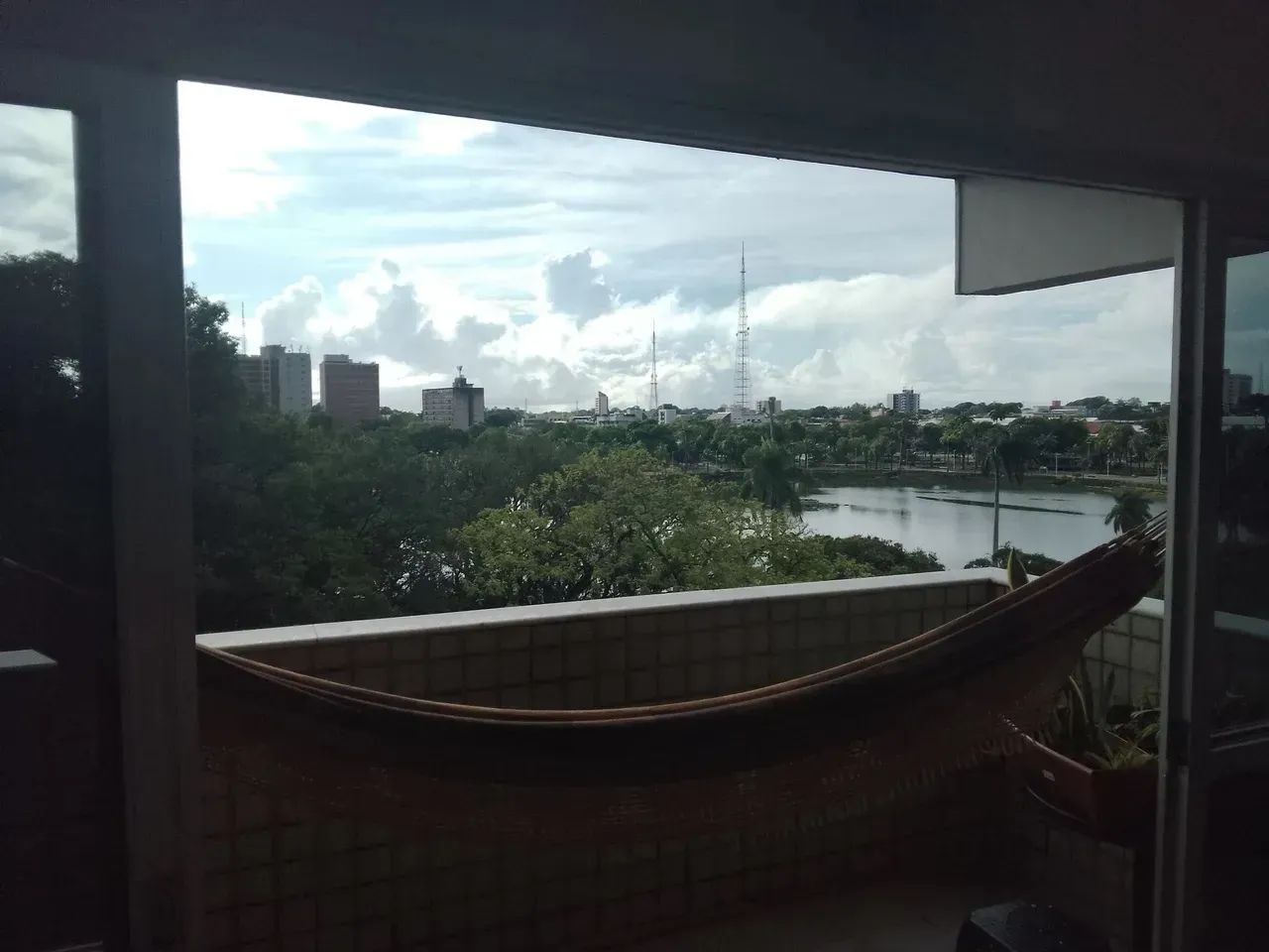 Apartamento no Centro (115m², 3/4, vista para a lagoa, 1 andar, Residencial Manoel Pires). - Foto 2