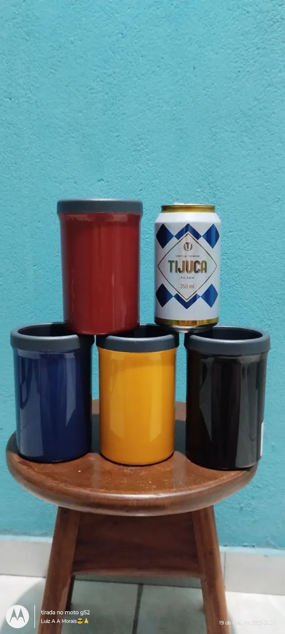 Porta-latas coloridos e estilosos para cerveja 350 ml