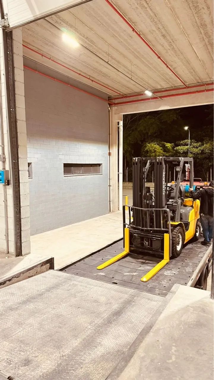 Empilhadeira Nissan a Glp cap. nominal de2500kg - Foto 2