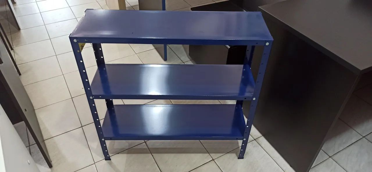 Estante de aço com 3 prateleiras 