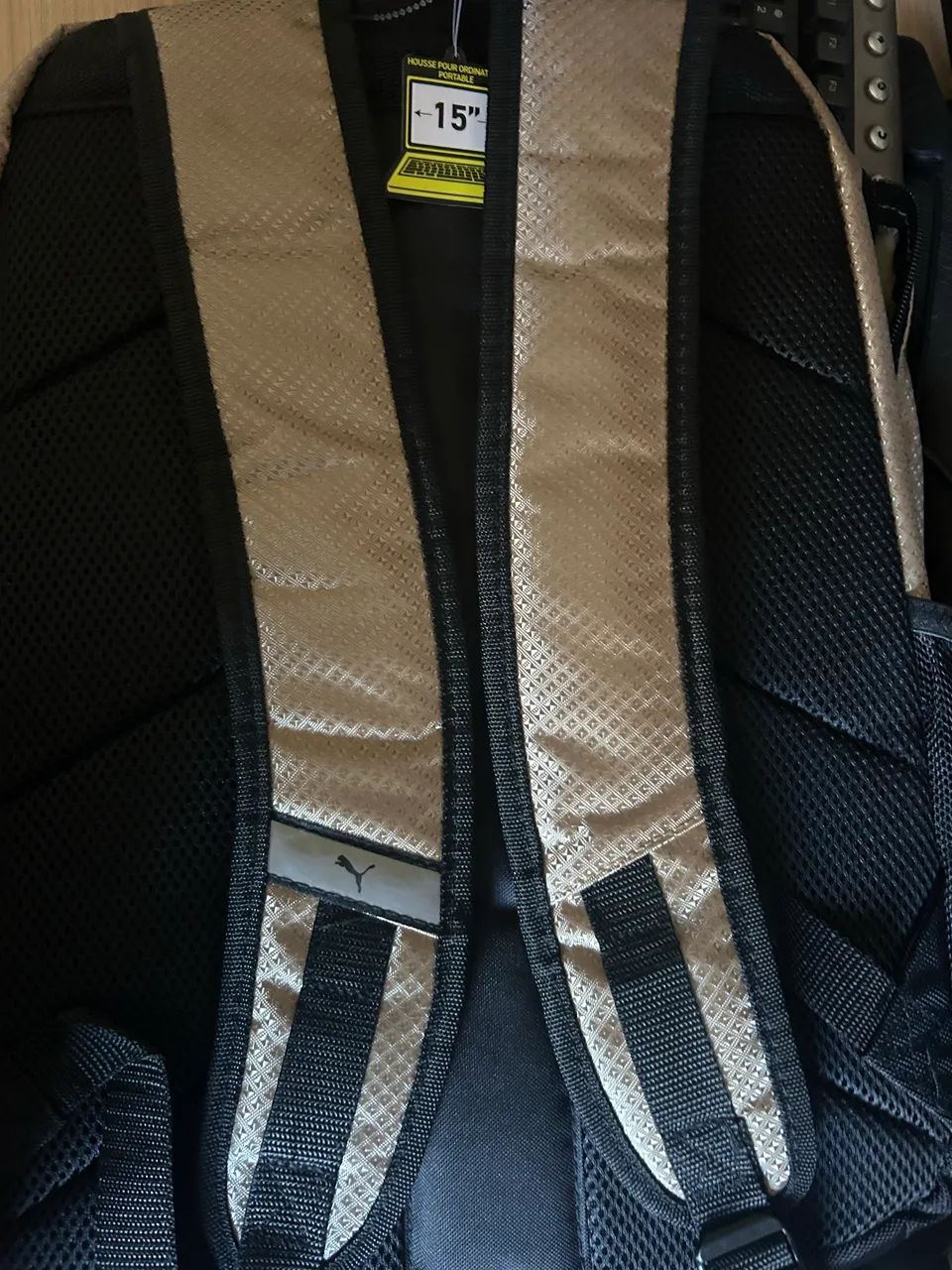 Mochila puma dourada - Foto 5
