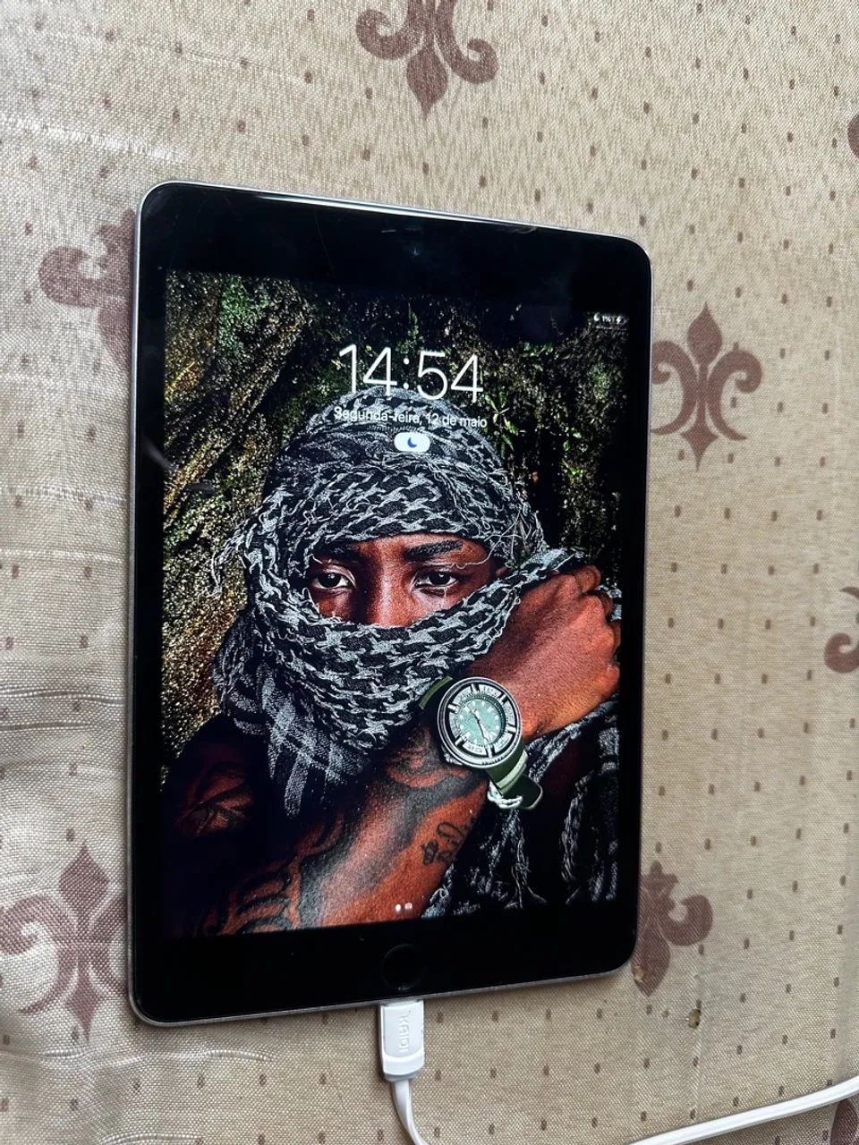 iPad Mini 4 - Tela Retina - 128GB
