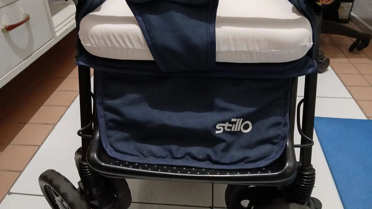 Carrinho de bebê  Stillo supremo 15 kg - Foto 4