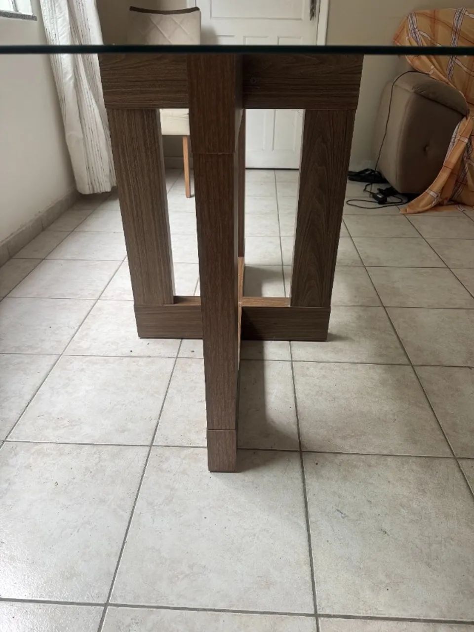 Rectangular Dining Table – Glass Top and MDF Legs64739714049154121