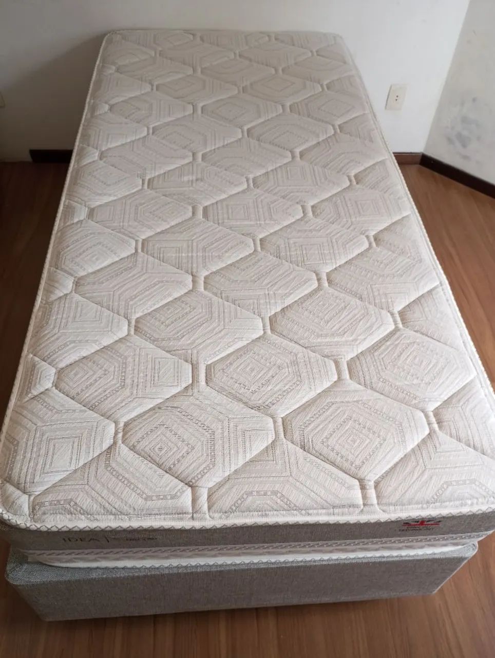 Cama box Herval solteiro 64317204813699120