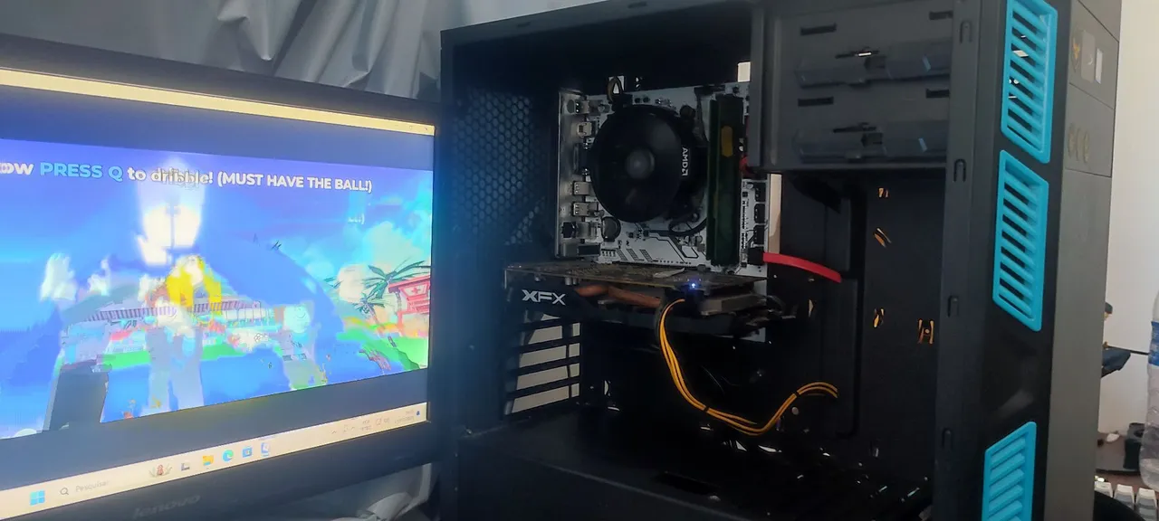 PC Gamer de entrada Ryzen 3 2200g e RX 470