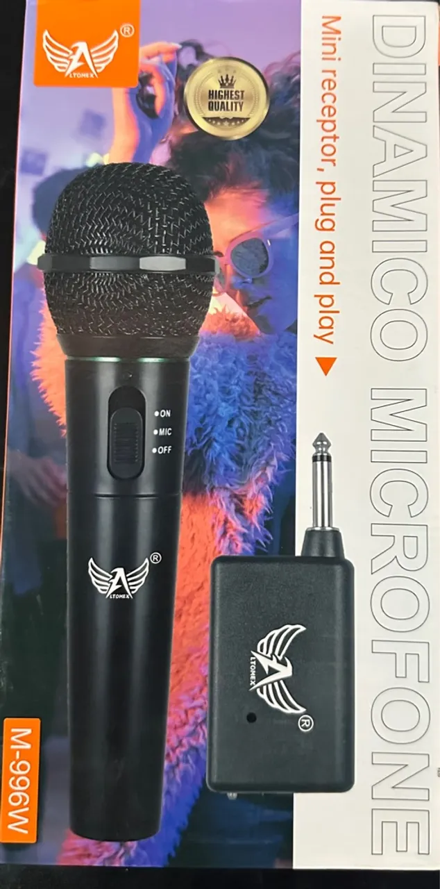 Microfone Dinâmico Sem Fio com Receptor - M-996W