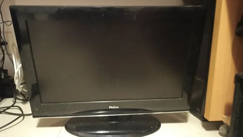 TV LCD 24" Philco Full HD 